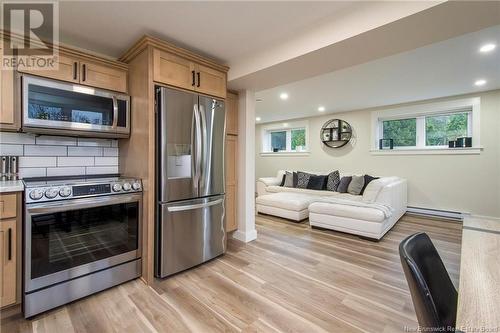 977 Route 820, Barnesville, NB - Indoor Photo Showing Kitchen