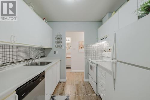 503 - 858 Commissioners Road E, London, ON - Indoor Photo Showing Kitchen With Upgraded Kitchen