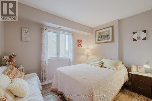 503 - 858 Commissioners Road E, London, ON - Indoor Photo Showing Bedroom