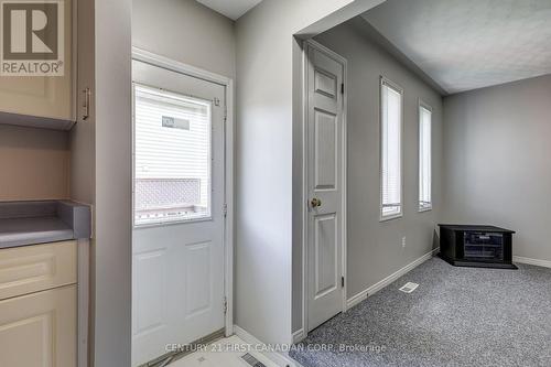 34 Eula White Place, London, ON - Indoor Photo Showing Other Room