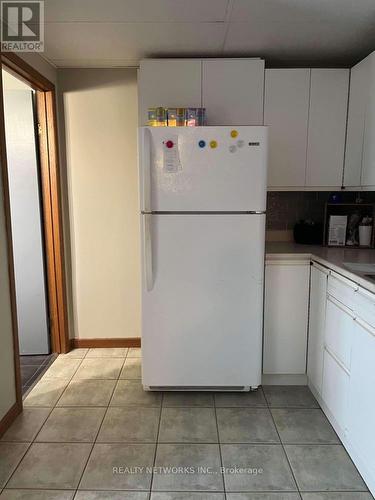 181 Preston Street, Timmins (Timmins South - West), ON - Indoor Photo Showing Kitchen