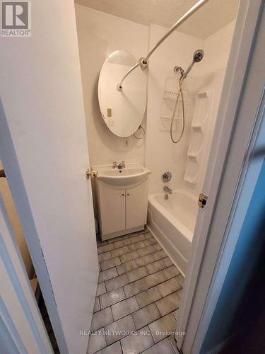 181 Preston Street, Timmins (Timmins South - West), ON - Indoor Photo Showing Bathroom