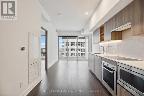 4205 - 17 Bathurst Street, Toronto, ON - Indoor Photo Showing Kitchen