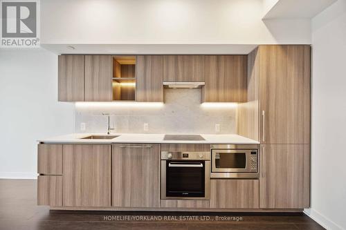 4205 - 17 Bathurst Street, Toronto, ON - Indoor Photo Showing Kitchen