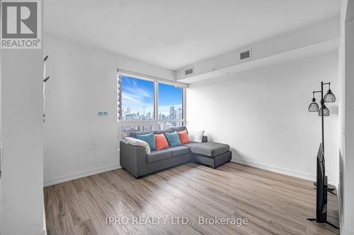 3011 - 395 Bloor Street E, Toronto, ON - Indoor Photo Showing Living Room