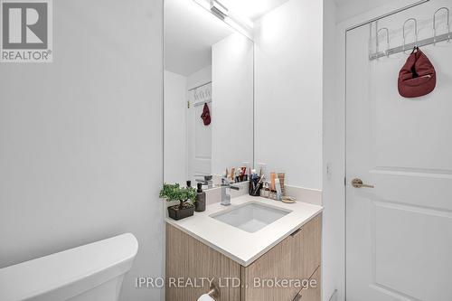 3011 - 395 Bloor Street E, Toronto, ON - Indoor Photo Showing Bathroom