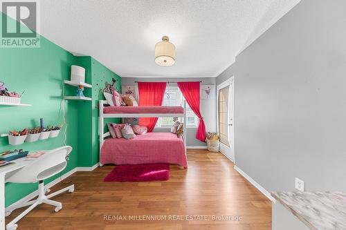 1226 Middlebury Avenue, Oshawa, ON - Indoor Photo Showing Bedroom