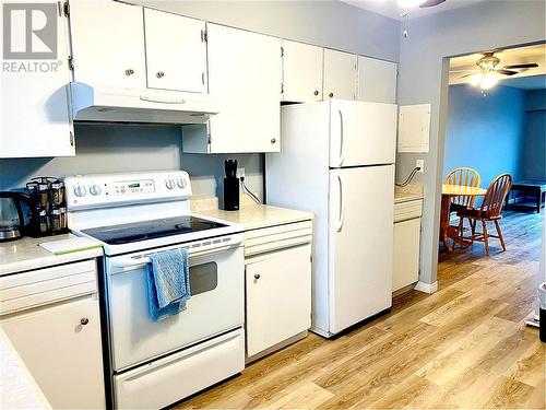 825 Hill Street Unit# 312, Ashcroft, BC - Indoor Photo Showing Kitchen