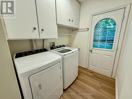 32 Davidson Drive, Vaughan, ON - Indoor Photo Showing Laundry Room