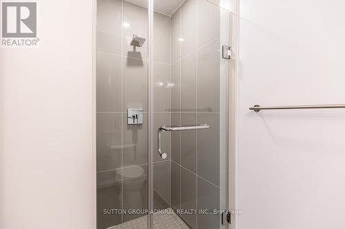 #218 - 415 Sea Ray Avenue, Innisfil, ON - Indoor Photo Showing Bathroom