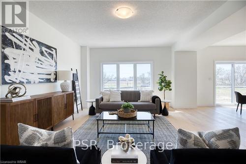 Lot 24 205 Dempsey Drive, Stratford, ON - Indoor Photo Showing Living Room