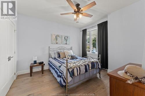 507 Gold Coast, Amherstburg, ON - Indoor Photo Showing Bedroom