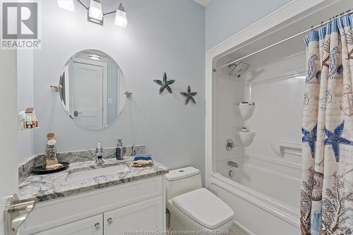 507 Gold Coast, Amherstburg, ON - Indoor Photo Showing Bathroom