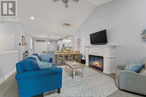 507 Gold Coast, Amherstburg, ON - Indoor Photo Showing Living Room With Fireplace