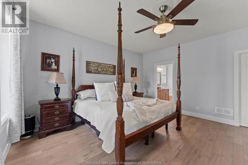 507 Gold Coast, Amherstburg, ON - Indoor Photo Showing Bedroom