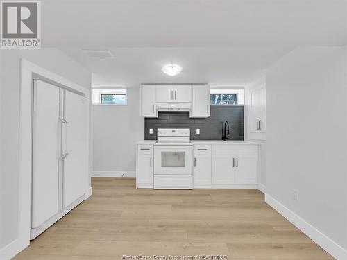 2445 Todd Lane, Lasalle, ON - Indoor Photo Showing Kitchen