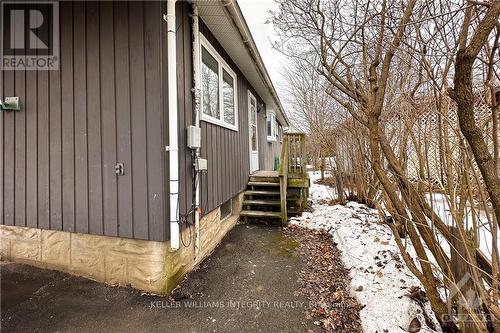 935 Goren Avenue, Ottawa, ON - Outdoor