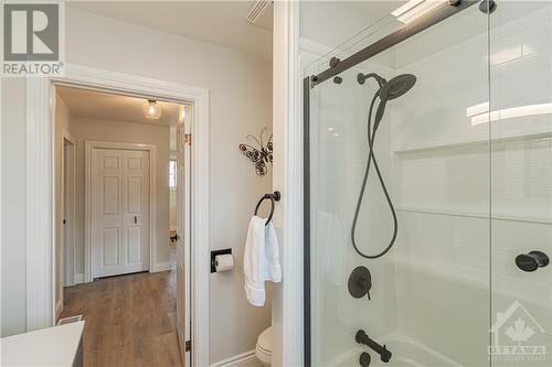 343 Harry Street, Renfrew, ON - Indoor Photo Showing Bathroom