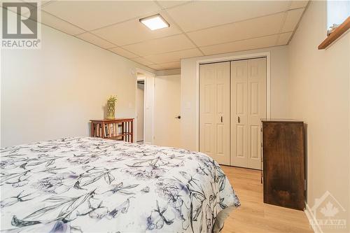 343 Harry Street, Renfrew, ON - Indoor Photo Showing Bedroom