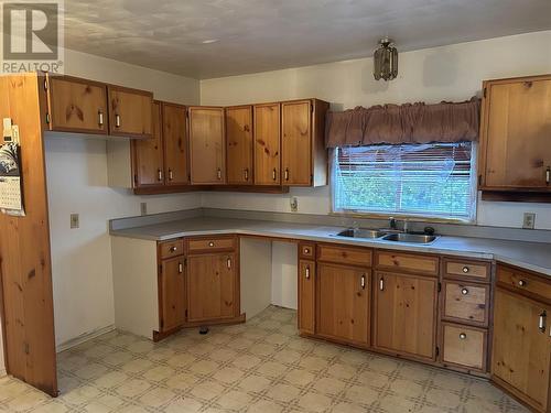 290 Woodward Ave, Blind River, ON - Indoor Photo Showing Kitchen With Double Sink