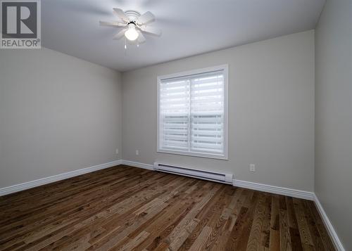 220 Bonds Path, Placentia, NL - Indoor Photo Showing Other Room