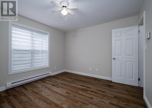 220 Bonds Path, Placentia, NL - Indoor Photo Showing Other Room