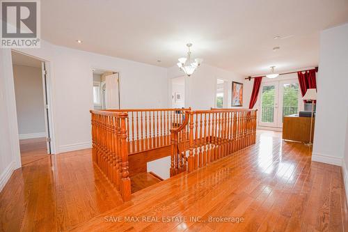 656 Geneva Street, St. Catharines, ON - Indoor Photo Showing Other Room