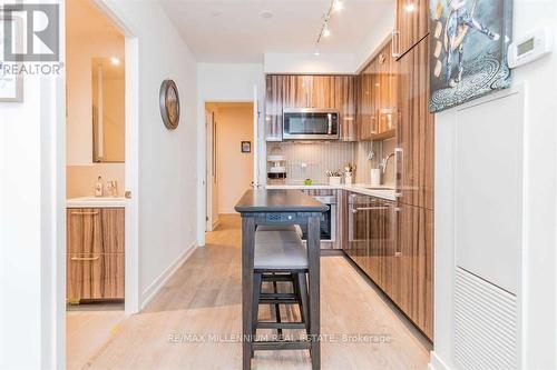 507 - 1 Grandview Avenue, Markham, ON - Indoor Photo Showing Kitchen