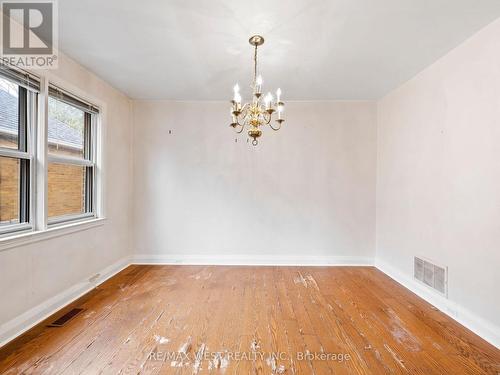 4 Allen Avenue, Toronto, ON - Indoor Photo Showing Other Room