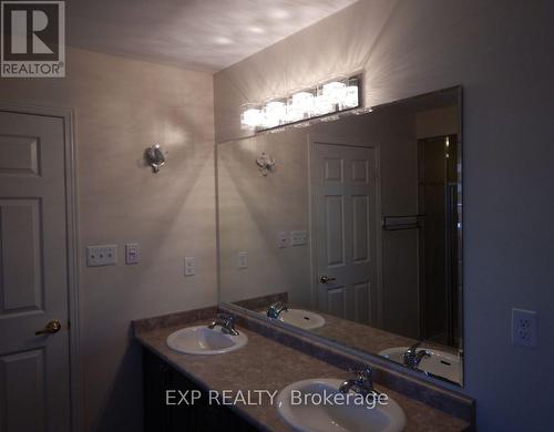 #Upper - 515 Nairn Circle, Milton, ON - Indoor Photo Showing Bathroom