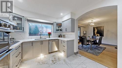 7845 Ninth Line, Markham, ON - Indoor Photo Showing Kitchen