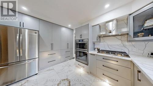 7845 Ninth Line, Markham, ON - Indoor Photo Showing Kitchen With Upgraded Kitchen