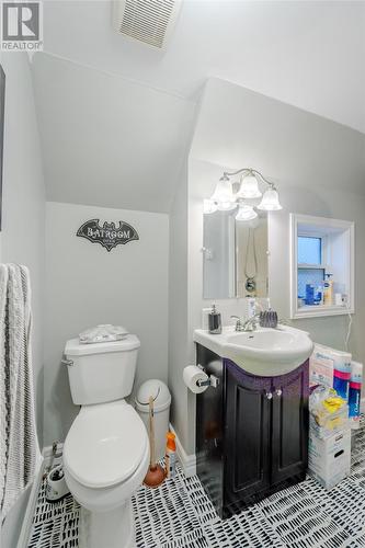 172 Pennywell Road, St. John'S, NL - Indoor Photo Showing Bathroom