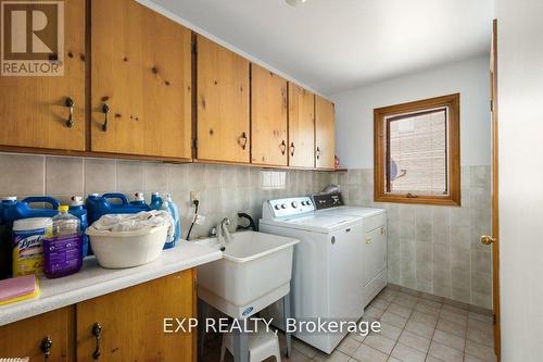 617 Rivermeade Avenue, Kingston, ON - Indoor Photo Showing Laundry Room