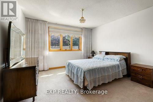 617 Rivermeade Avenue, Kingston, ON - Indoor Photo Showing Bedroom