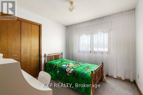 617 Rivermeade Avenue, Kingston, ON - Indoor Photo Showing Bedroom