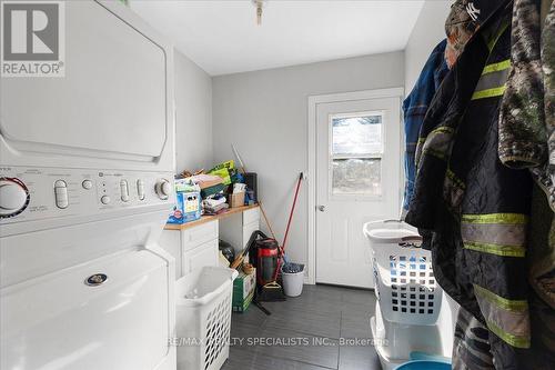 4113 Martin Road, Lincoln, ON - Indoor Photo Showing Laundry Room