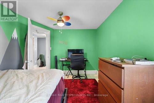 4113 Martin Road, Lincoln, ON - Indoor Photo Showing Bedroom