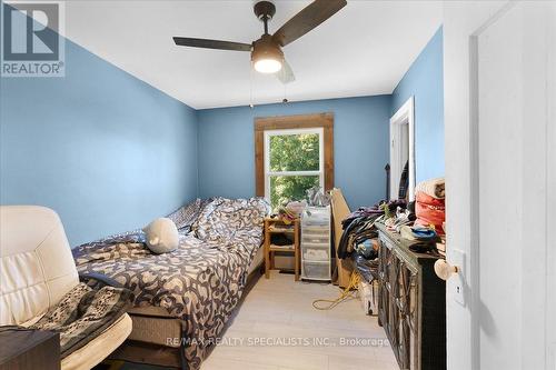 4113 Martin Road, Lincoln, ON - Indoor Photo Showing Bedroom