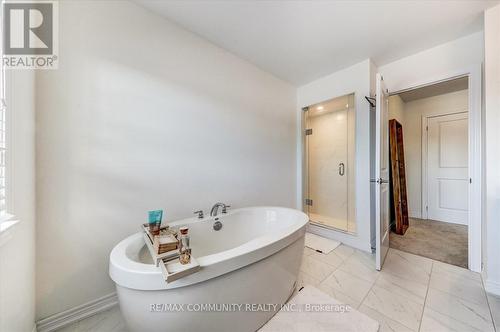 31 Summer Breeze Drive, Quinte West, ON - Indoor Photo Showing Bathroom