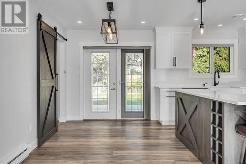 3154 Smith Creek Road, West Kelowna, BC - Indoor Photo Showing Kitchen