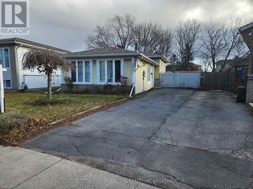 1097 Pinewood Place, Kingston (City Northwest), ON - Outdoor