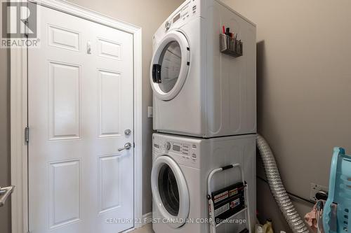 22 - 1630 Bayswater Crescent, London, ON - Indoor Photo Showing Laundry Room