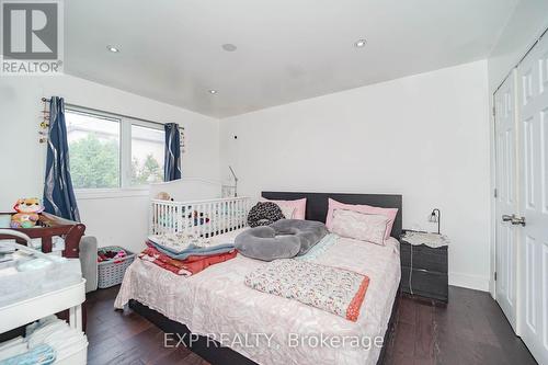 60 Manorglen Crescent, Toronto, ON - Indoor Photo Showing Bedroom