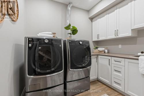 1682 Heathside Crescent, Pickering, ON - Indoor Photo Showing Laundry Room