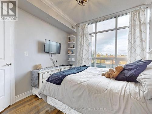 326 - 2396 Major Mackenzie Drive, Vaughan, ON - Indoor Photo Showing Bedroom