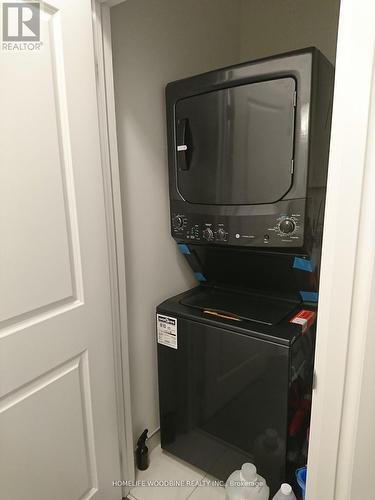 7 Hughes Lane, New Tecumseth, ON - Indoor Photo Showing Laundry Room