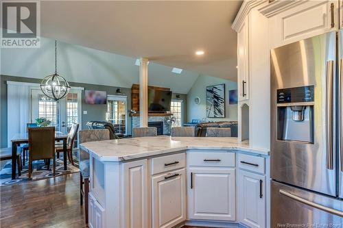 733 Chartersville, Dieppe, NB - Indoor Photo Showing Kitchen