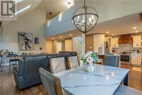 733 Chartersville, Dieppe, NB - Indoor Photo Showing Dining Room