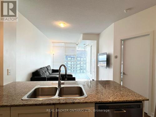 4403 - 4070 Confederation Parkway, Mississauga, ON - Indoor Photo Showing Kitchen With Double Sink